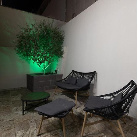 Ferienwohnung סוויטה אליטה ג'קוזי פרטי Eilat Exterior foto