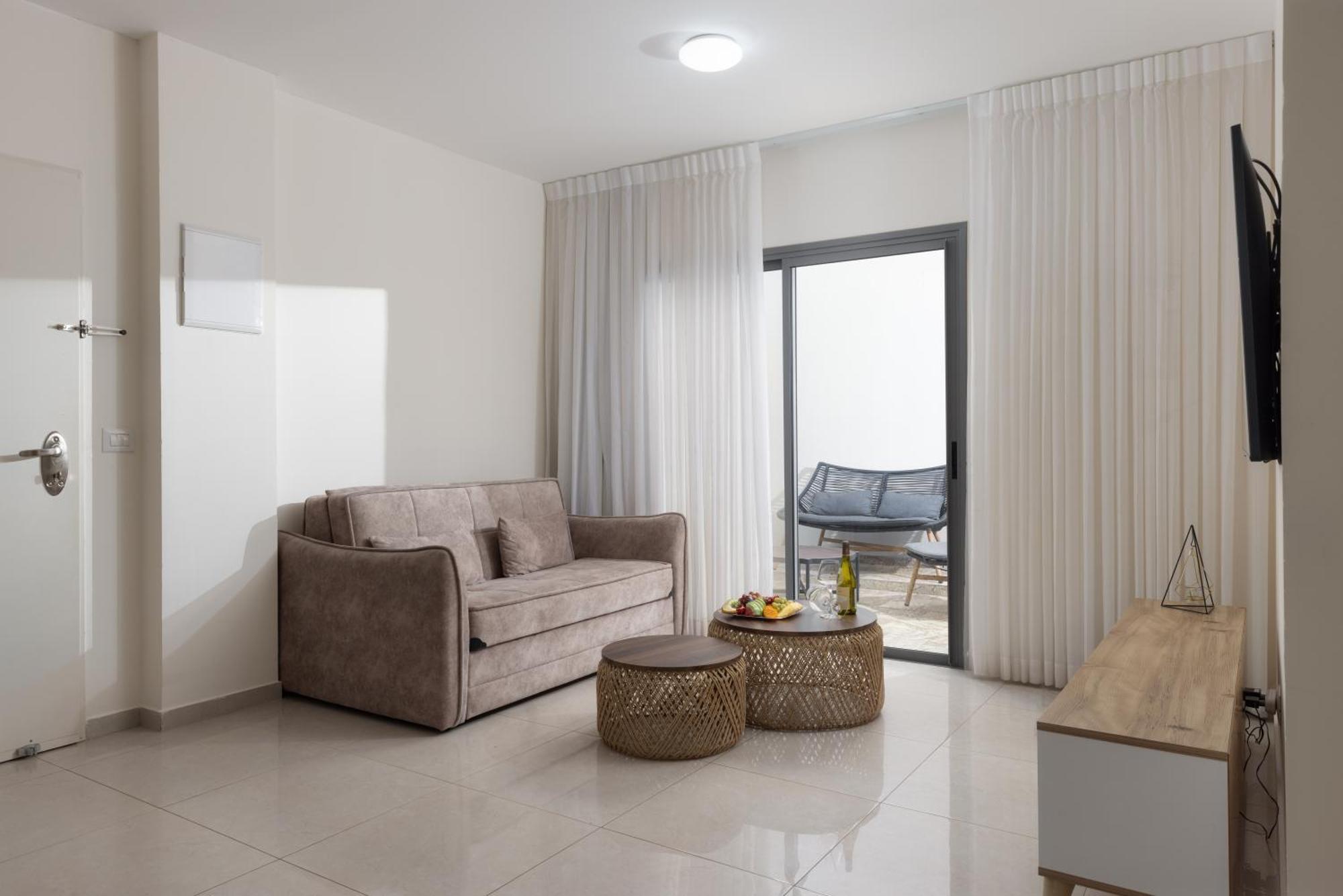 Ferienwohnung סוויטה אליטה ג'קוזי פרטי Eilat Exterior foto